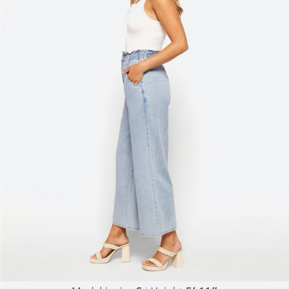 Blank NYC Paperbag Waist Jenas - Picture 3 of 5